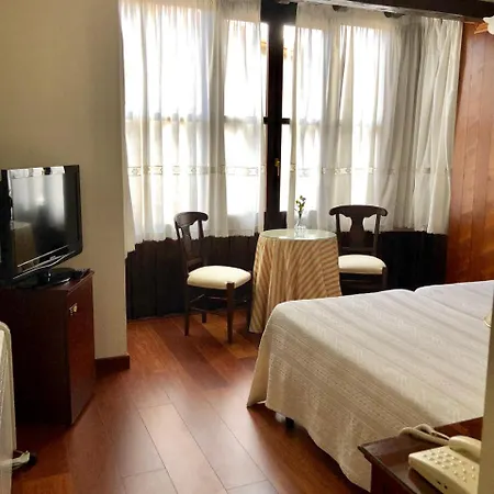 Otel Rey Chindasvinto 3*