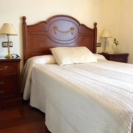 Otel Rey Chindasvinto Covarrubias