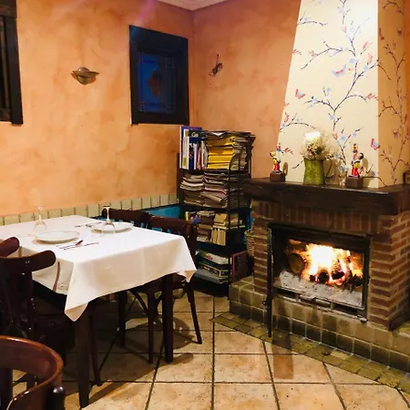 Rey Chindasvinto Otel 3*